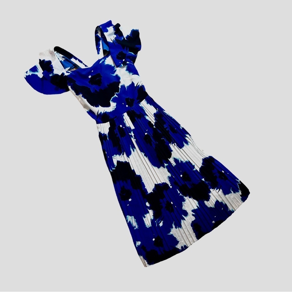 Banana Republic Floral Pleated Dress Crisscross Back Size 0 Flutter Sleeves
